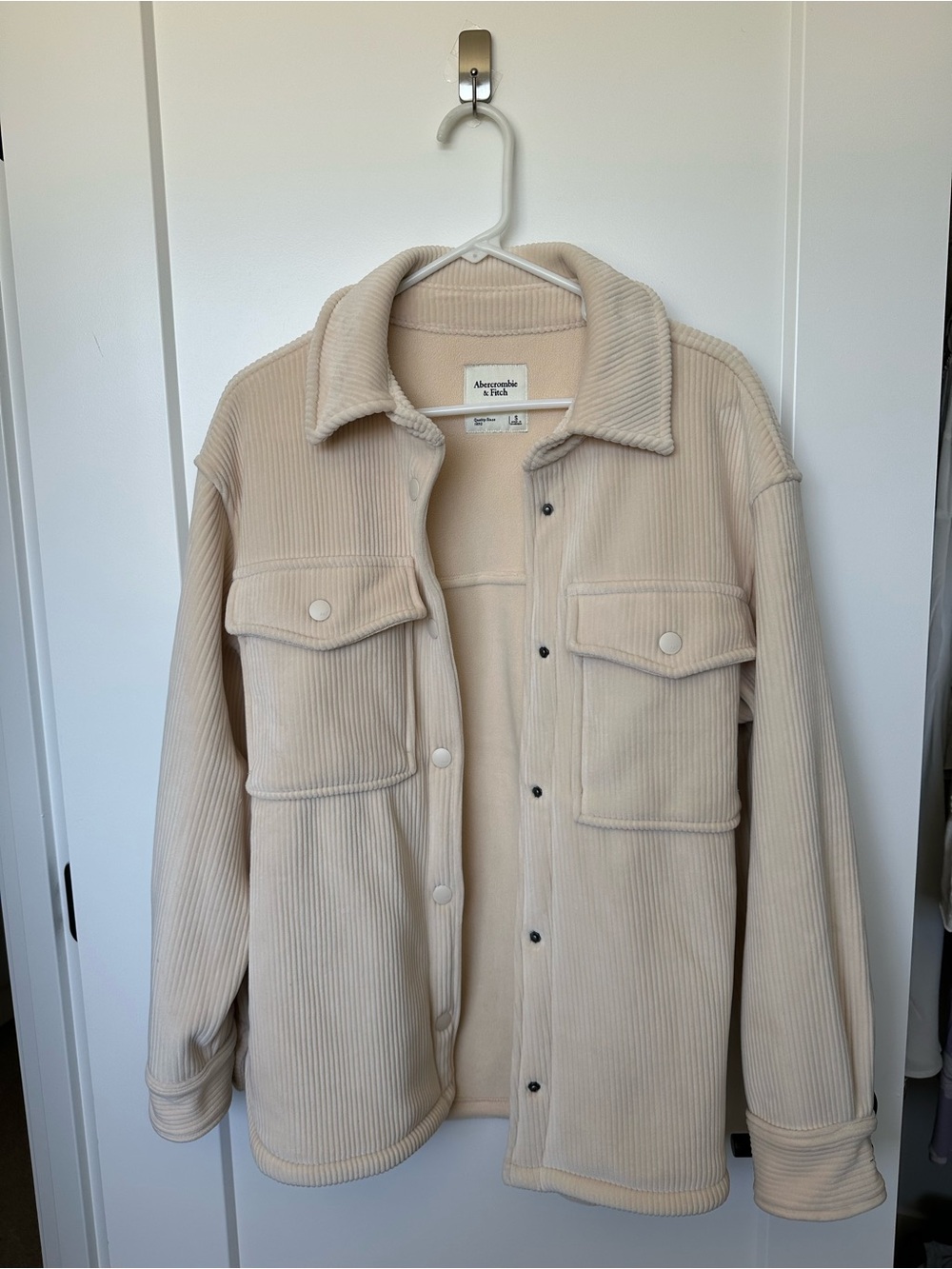 Abercrombie & Fitch Women’s Cream Corduroy Shacket